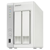    QNAP TS-220