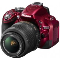  Nikon D5200 Kit AF-S DX 18-55 mm f/3.5-5.6G VR Red