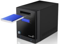   Seagate Business Storage 4-Bay NAS (STBP8000700) 8Tb 4x3.5" Hot Swap SATA/2xGbLAN/