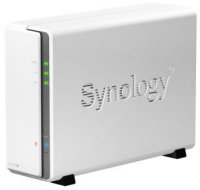 Synology DS115j   1xSATA(II), 3,5"  1x 2,5- SATA/SSD, 2xUSB 2.0, 1xUTP Gb, 