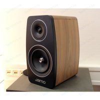    Jamo C 103, walnut veneer