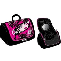 - Monster High 21x10x12 