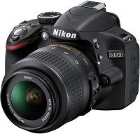 Nikon D3200 kit AF-S 18-105 mm VR   CMOS 24.2MPix, 6016 x 4000, LCD 3", SD/SDHC