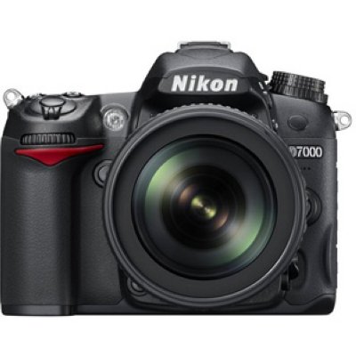    NIKON D7000 KIT 18-105 VR