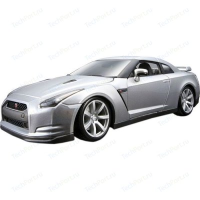   Bburago Nissan GT-R . 1:18, 