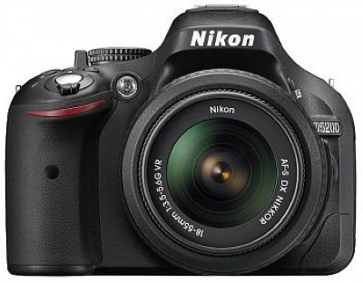   NIKON D5200 kit ( AF-S DX NIKKOR 18-140mm f/3.5-5.6G ED VR), 