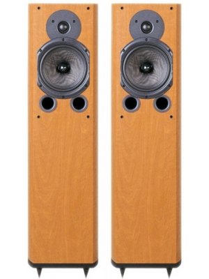   Wharfedale Diamond 10.6, walnut pearl