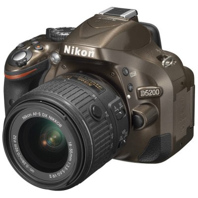 Nikon D5200 Kit AF-S 18-55 VR + 55-200 VR   CMOS 24.1MPix, 6000 x 4000, LCD 3", S