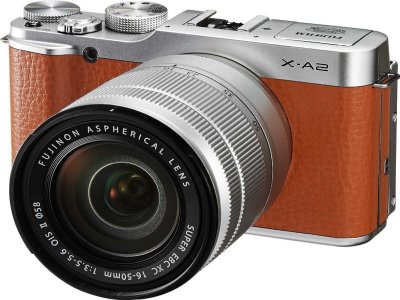   FujiFilm X-A2 kit FUJINON XC16-50mm F3.5-5.6 Brown