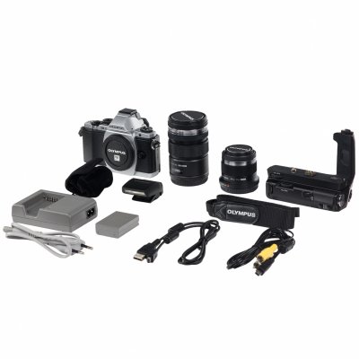   Olympus OM-D E-M5 Portrait Grip Kit Silver (EZ-M1250), (ET-M4518)  