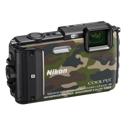   Nikon Coolpix AW130 Camouflage Diving Kit