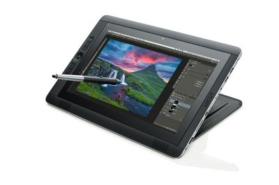  WACOM Cintiq Companion 2 - 13,3" (IPS 2560*1440), i3-4005U 1.7 ghz, 64gb SSD, 4gb ddr3, Wind