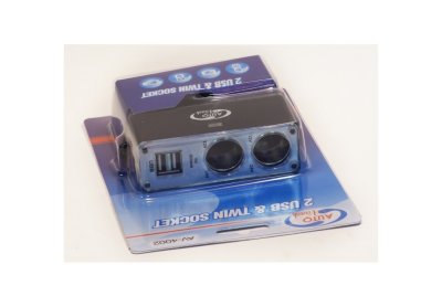   , 2  USB AV-4002