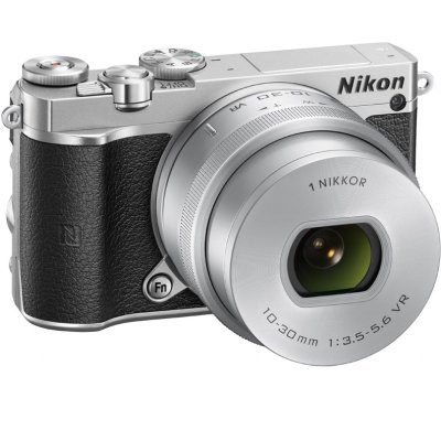   Nikon 1 J5 10-30mm PD-Zoom Silver