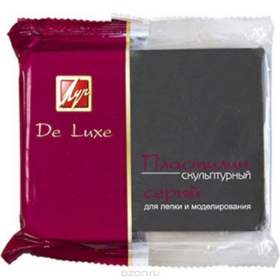    "De Luxe", : , 300 