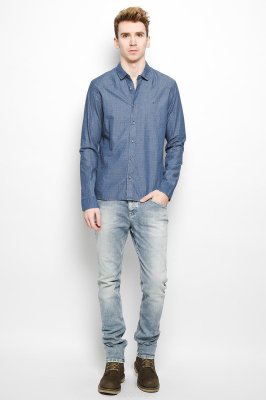   Jeans. J3IJ303474