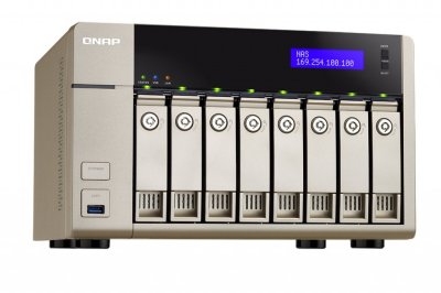   QNAP TVS-863-4G