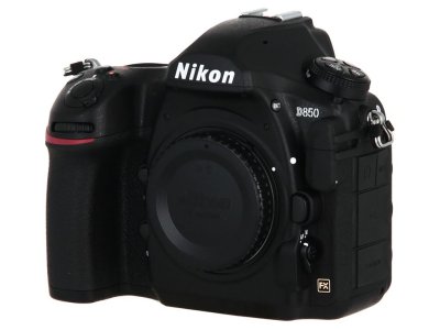   Nikon D850