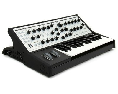  Moog Sub Phatty