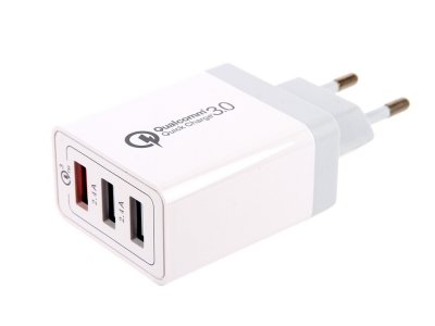   Red Line NQC-3A Tech 3xUSB QC 3.0 White  000015723